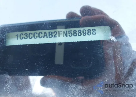 2015 Chrysler 200 Limited из США, поврежденный, VIN 1C3CCCAB2FN588988